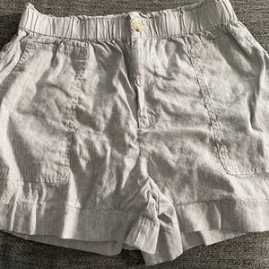 Loose fitting comfortable shorts